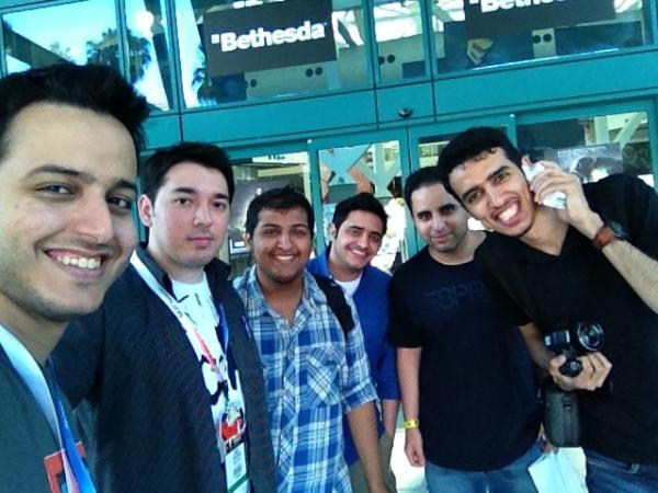 12_abodee's tweet photo. http://t.co/4NGsLnqGMR
هههههههه