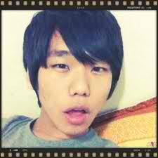 _sowaso's tweet photo. [Yonghyun selca] lets control the screams guys!! >.< http://t.co/QX9lcnsi