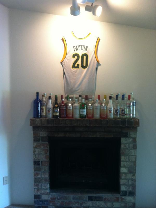 Ryan_J_Anderson's tweet photo. @GaryPayton_20 http://t.co/SnwkcbLs
