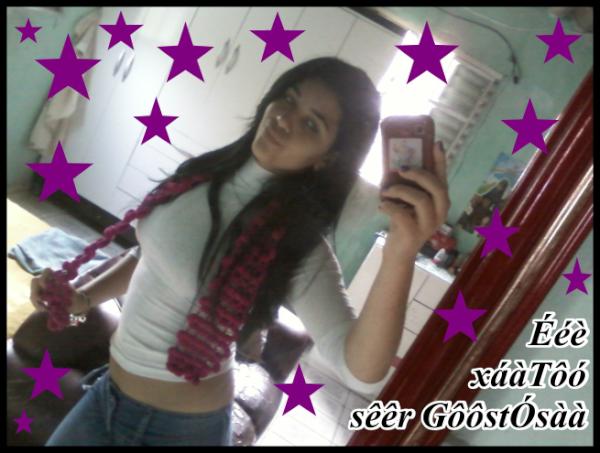 michelleandrezz's tweet photo. euzinha gata http://t.co/nNTfM73y
