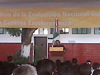 La prueba enlace se aplica a 1 millón 100 mil alumnos y 14.6 millones en el país. Michoacan, Chiapas y Guerrero en duda