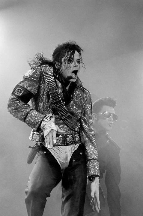 InvincibleMJ7's tweet image. Elvis and MJ performed together!? #WhoKnew!?