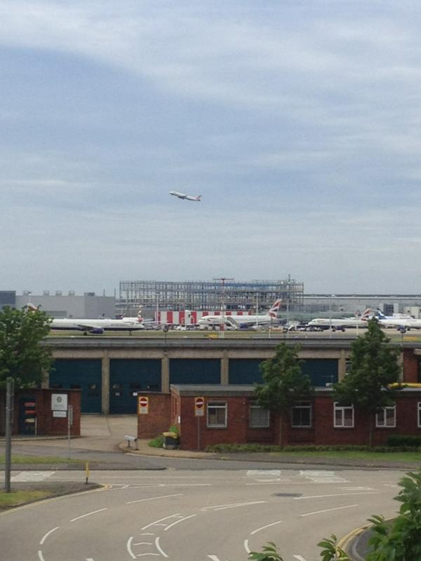 DavidMeenan's tweet image. At Holiday Inn Heathrow, off to USA this morning #ALMS #DUNLOP #TYRETESTING @DysonRacing @GUYSMITH16 @ChrisDyson16