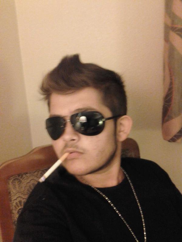 Xbombla's tweet photo. MR $ëx bømb ^_~ (@Xbombla) tweeted at 10:19 PM on Mon, Jun 04, 2012:
Me so happy :-) http://t.co/451MOqdz
(https://t.co/BvHg36SY)

Get