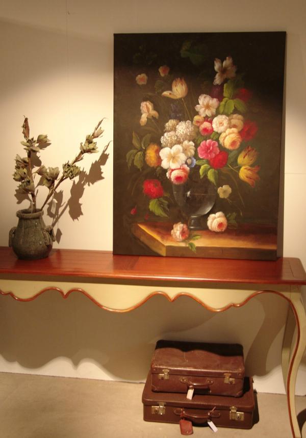 YesterdayZ2's tweet image. Nieuw binnen - Oude koffers in verschillende kleuren en afmetingen