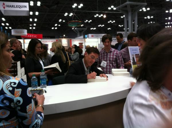 ChrisBohjalian's tweet image. Pal and scribe Justin Cronin signing right now at #Bookexpoamerica, Random House booth 3940. Here til 12:30.