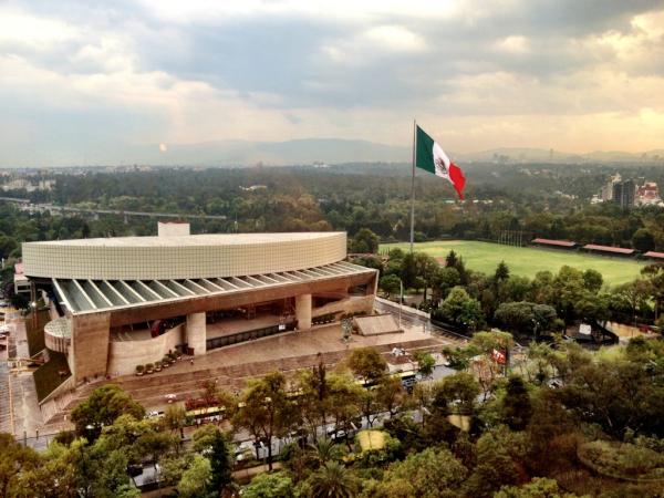 GuitarmanDan's tweet photo. Looking forward to my first ever show in Mexico tonight! http://t.co/01klxel3