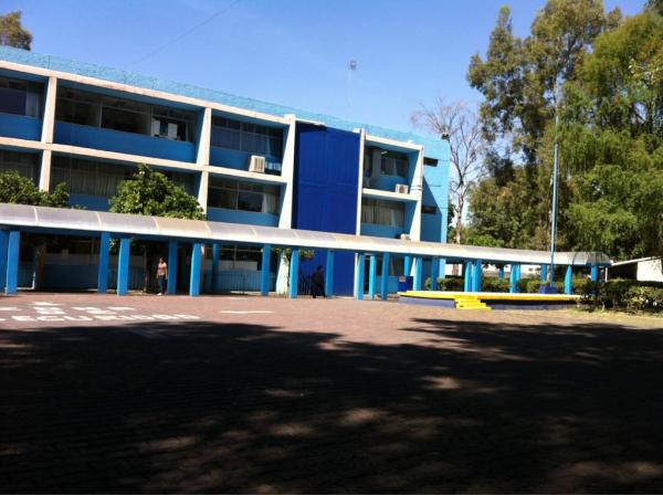 ENSMtv's tweet photo. #MerezcoDiplomaEn La Escuela Normal Superior De México #VisitaLaENSM http://t.co/cBGYQBCP