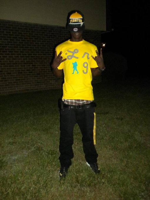FBD http://t.co/T7R9l1vo<a href="/tag/newprofilepic"class="tags"><span>#newprofilepic</span></a>