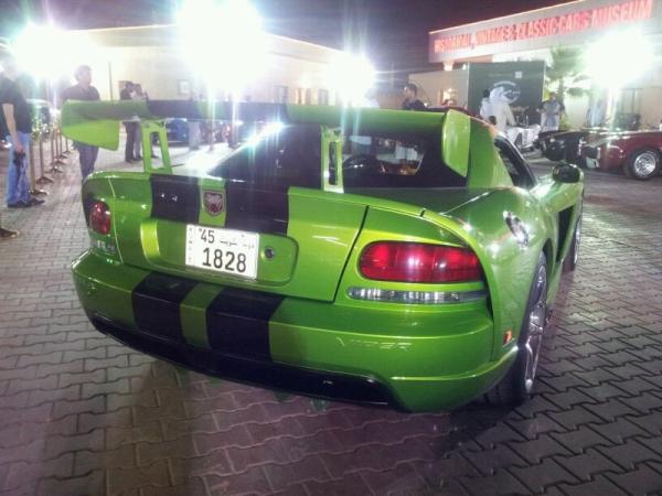 من سيارات ڤايبر في إحتفالية كارول شلبي ، متحف السيارات