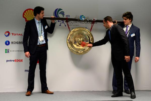 TheNRGBattle's tweet image. Just opened the #NRGBattle with the gong ceremony #WGC2012, team #Shell 3 had the honour..