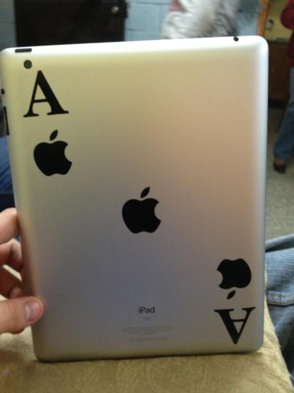 viniciopaz's tweet image. Ya tengo mi as de manzanas... #macgeek