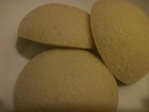 anne_giacoman's tweet image. So, it turns out you can steam idlis in the oven #ilovesilicone #indiancookingclass look at these babies!