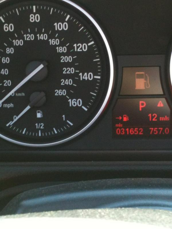 evanalterman's tweet image. #closecall #12milerange #almostempty #gettingas