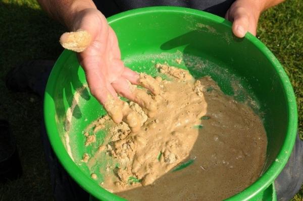 Miraclebait's tweet photo. Miracle baits slop http://t.co/oRGkyDpo