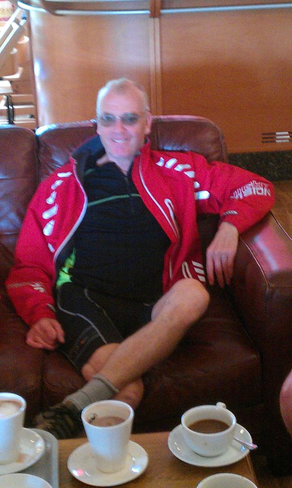 Jackscycle's tweet image. 17 Miles on the clock and time for coffee. Only another 40 howie miles to go until we reach Cromarty.