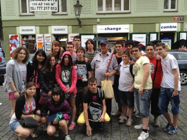 calgravat's tweet photo. Dimarys 19 praga 4 http://t.co/HAIFAxDY