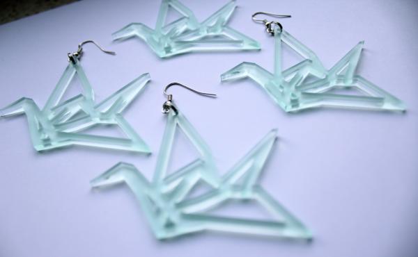 yozendesign's tweet photo. Win cool YO ZEN earrings by pressing like on Facebook https://t.co/TCEH4gvU http://t.co/Dwy8QBV2