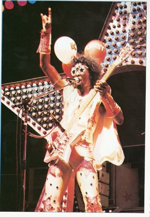 Ryan Morgan (@sixteenbricks) on Twitter photo 