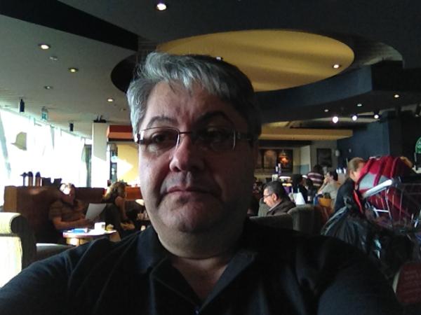 Prdanieldml's tweet image. Em Amsterdã aguardando o vôo para Telavive