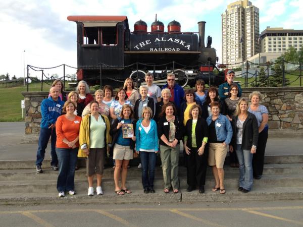 PremierAlaska's tweet photo. Heading to #Denali on @akrr with @AAATravelGirl an #AAATravelAgent http://t.co/WAQI6WsI