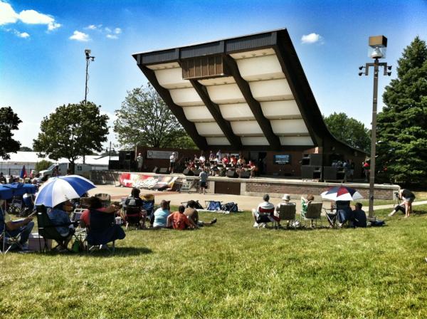 MIJazzTrail's tweet photo. The level of talent coming from our local high school bands is unbelievable! They are jazzing our sandals off... http://t.co/6rO0lttg