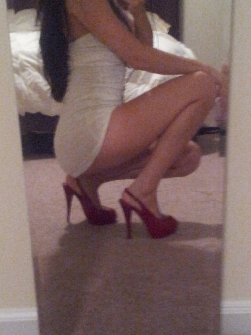 Happy #humpday @playboylive http://t.co/13TT9dyH<a href="/tag/humpday"class="tags">#humpday</a><a class="tags" target="_blank" title="On Twitter" href="/?out=eyJ0eXAiOiJKV1QiLCJhbGciOiJIUzUxMiJ9.eyJpYXQiOjE3MjQ3MTE5MDMsImlzcyI6InR3cG9ybnN0YXJzLmNvbSIsIm5iZiI6MTcyNDcxMTkwMywiZXhwIjoxNzU2MjQ3OTAzLCJyZWRpcmVjdF91cmwiOiJodHRwczovL3R3aXR0ZXIuY29tL3BsYXlib3lsaXZlIn0.CvCe8HTST3rWg-PbNMMJxe6mf7-dhvt4zQ4P3RYGiuF5w1_pjXrmKih_8lxIYk-ggu2c1g_KpHe3fr2-wCxpyQ">@playboylive</a>