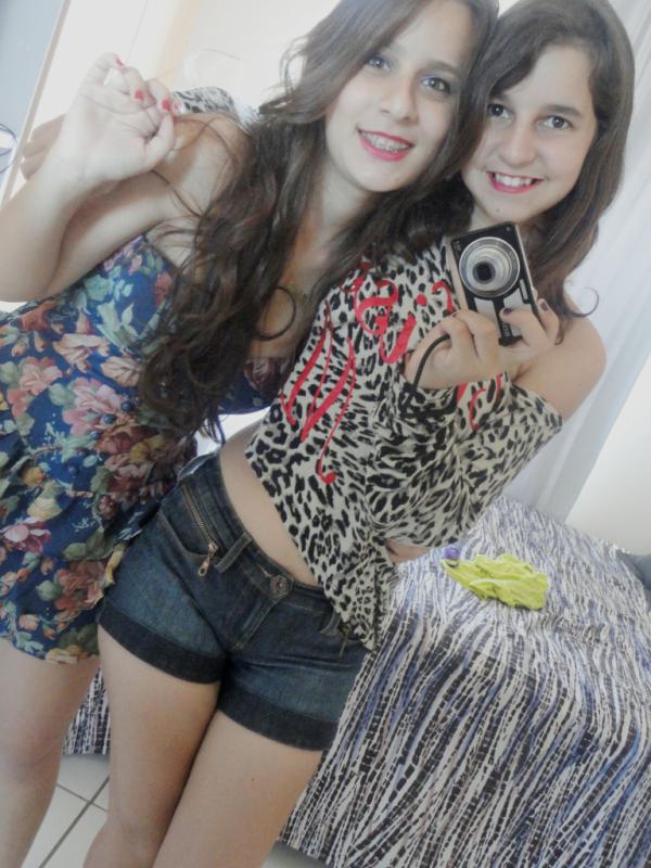 AleikaAlves's tweet photo. com a @larissaalvesdc_  (: http://t.co/UIzGA09J