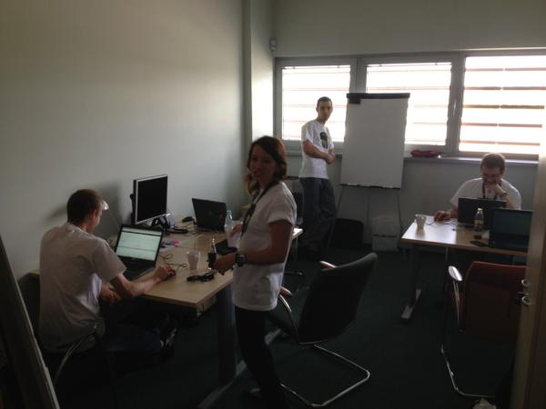 HackDayOnet tweet media