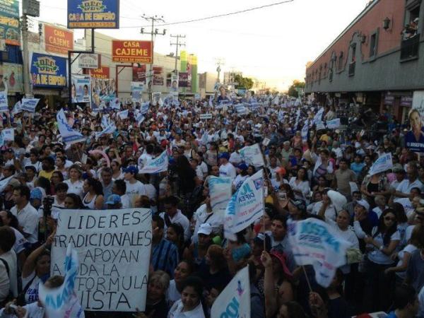JosefinaVM's tweet photo. Gracias a las más de 15 mil mujeres de Obregón, Sonora que hoy marcharon en apoyo a nuestra campaña. http://t.co/IgEqmekb