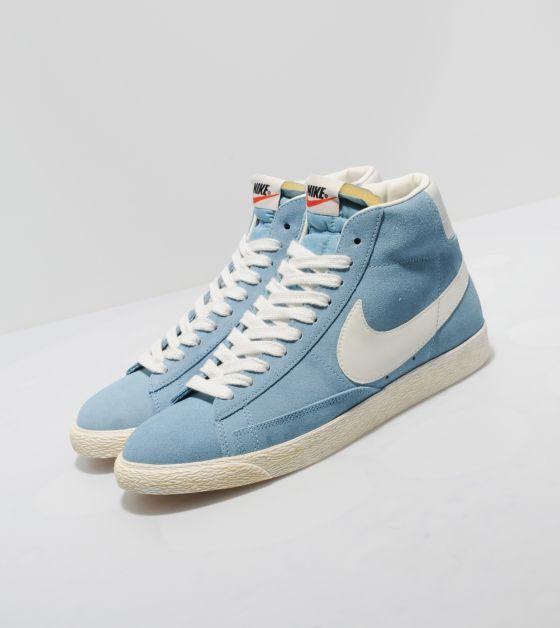 blingapp's tweet photo. Sneaker freak? Check out stuff from http://t.co/kpHsU6NX by following them on Bling! http://t.co/j27fTjzs http://t.co/3rbEVRQH