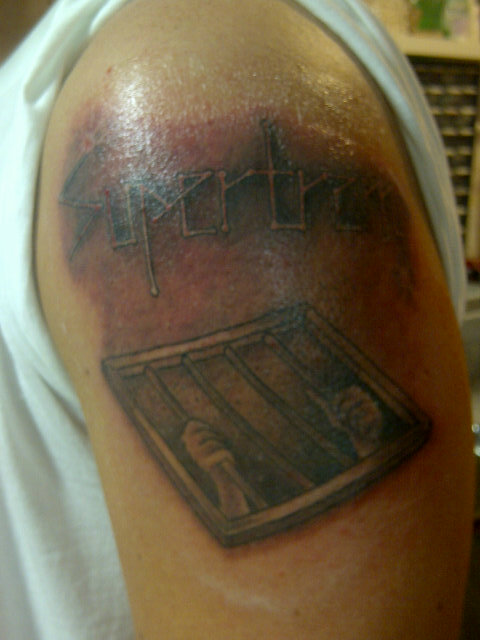 #supertramp tattoo http://t.co/HKRNvHuS<a href="/tag/supertramp"class="tags">#supertramp</a>