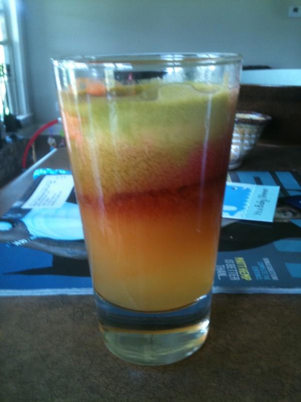 Matt_Brewer_'s tweet photo. Juicefast day 2....carrot, spinach, apple, strawberry juice. http://t.co/qufhL6eK