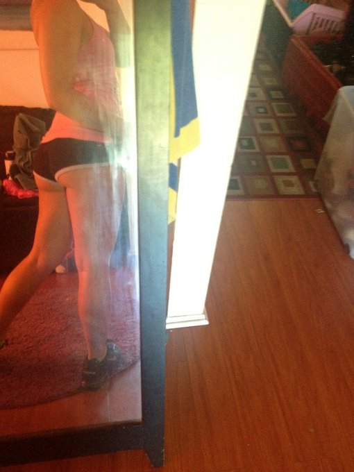 Mirror shot http://t.co/SOEex7Av