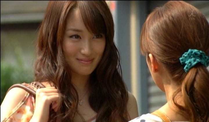 高梨臨の整形って鼻とあごなのかデビュー当時の画像で比較してみた 意外な事実が判明