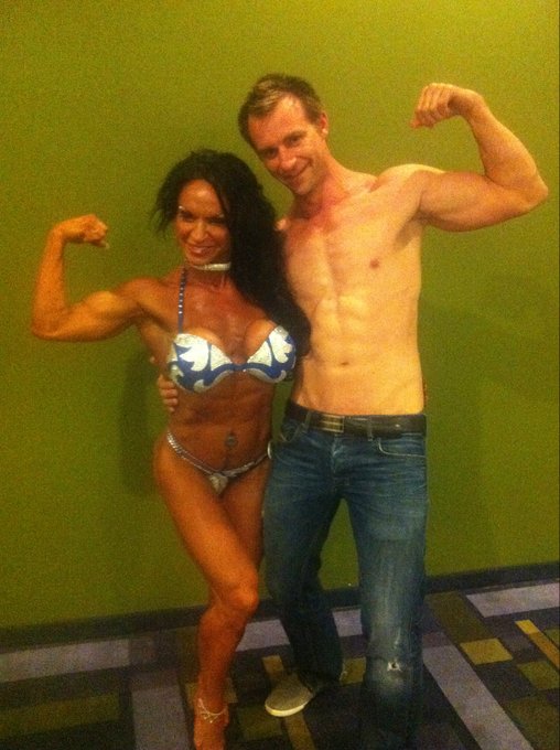 Watch XxXRhondaLee's leaked NSFW photo on TwXstars