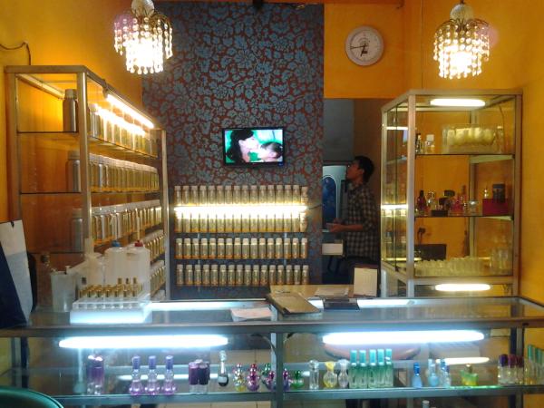 parfumaster's tweet photo. Our new branch at Jl. tanah pasir, penjaringan, jakarta utara http://t.co/lxSqc6aS