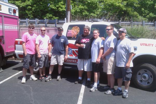 CSFC33's tweet image. Today we met Scott, he is fighting cancer we dedicated a cross on U-33 to him &amp;amp; got him a gift to help make ends meet.