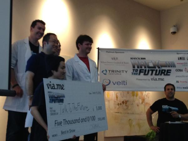 ronaldmannak's tweet image. Ethan @sudokill won 3(!) awards today. “@CeCeCheng: Congrats to Talk to the Future, #xhack2012 winner! @xhack2012 http://t.co/Ui1XI2nr”
