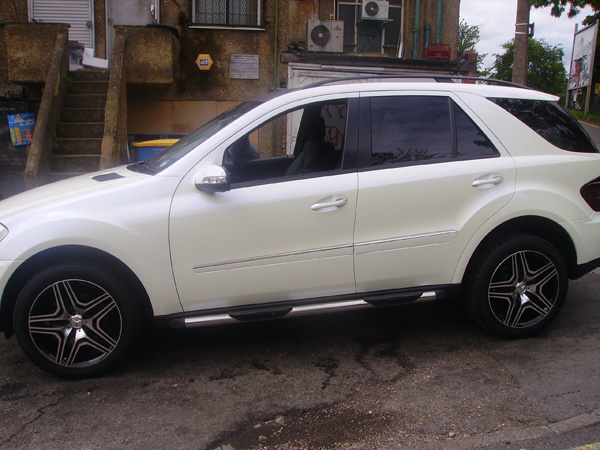 Pearl White Mercedes ML Wrapping
wrappingcars.co.uk/index.php/merc…