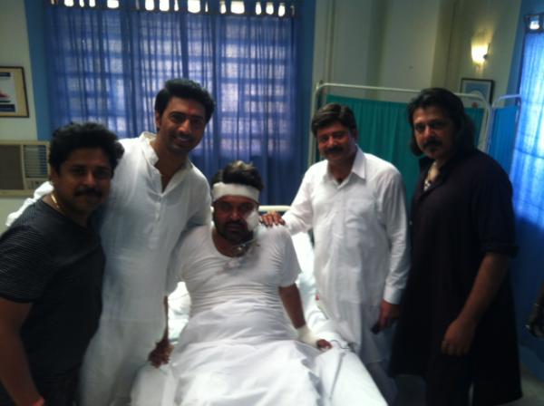 Dev (@idevadhikari) on Twitter photo Shooting a hospital sequence with Tapasda,sumitda n Kaushik for Challenge2 along with dir <a href="/Rajachanda/">Rajachanda</a> Shooting a hospital sequence with Tapasda,sumitda n Kaushik for Challenge2 along with dir <a href="/Rajachanda/">Rajachanda</a>