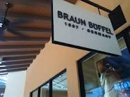 itsbraunbuffel's tweet photo. Entrance http://t.co/CW9oklhD