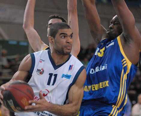 ESSM62's tweet image. Armand Charles pour 2 ans au Portel