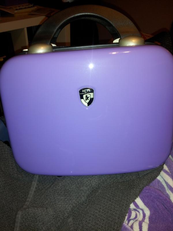 whitedove82's tweet image. Hardest part of working @tjmaxx? Not spending all your $ on cute things like this! #purplecase