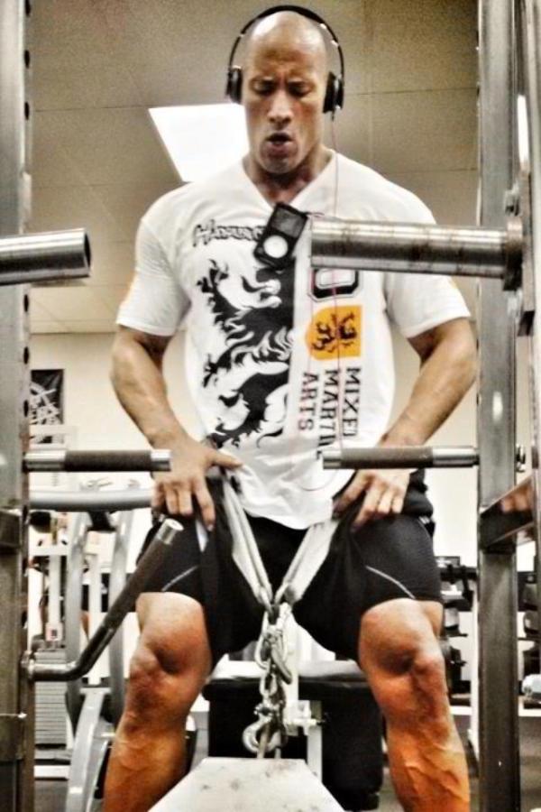 itsdev's tweet photo. Training for Vegas 3. Starts today!!! Oh wait that's not me lol http://t.co/MRIjxkF2