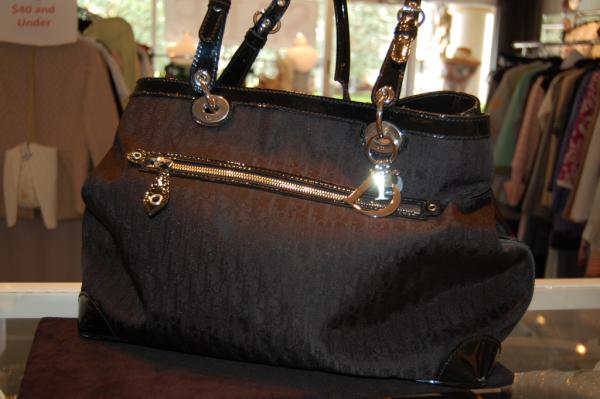 CHRISTIAN DIOR Shoulder Bag!