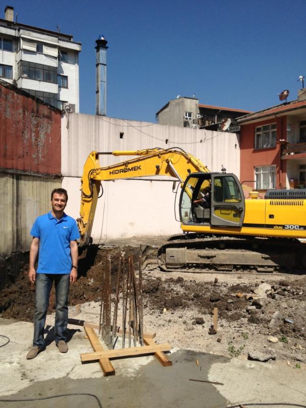 ayna_yapi's tweet photo. AYNA ANAR Şantiyemizin hafriyatındayız. http://t.co/R5eIz7kg