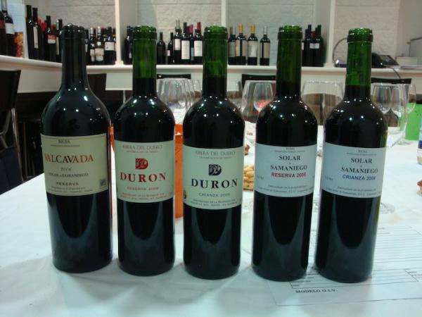 EquipoTEAM's tweet photo. Hoy catamos los #vinos del Grupo Solar de Samaniego, nuestro panel de cata los examinó para la Guía Repsol http://t.co/oRNRBTmL