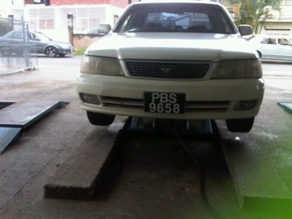 swagarific69's tweet image. Tyre man feel he smart just plug my tyre plz let ♍ε go #toearlyforthis