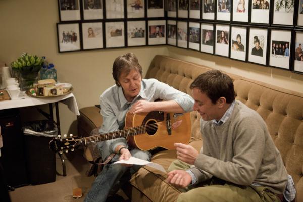 PaulMcCartney's tweet photo. @jimmyfallon has a new album out today featuring a duet with Paul called 'Scrambled Eggs' http://t.co/sIEOuEdD http://t.co/J48uL5Qi
